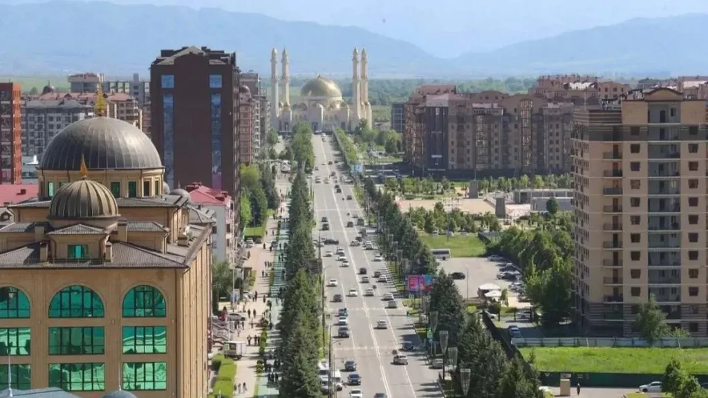 Глава Малгобекского района провел личный прием граждан